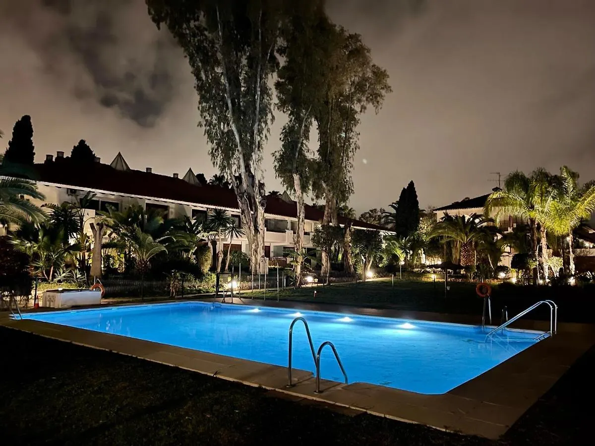 Puerto Banus Vega Suite マルベーリャ アパート